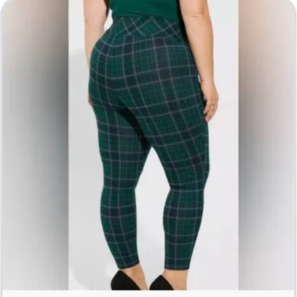 Torrid green / blue pixie plaid pants sz 1 T